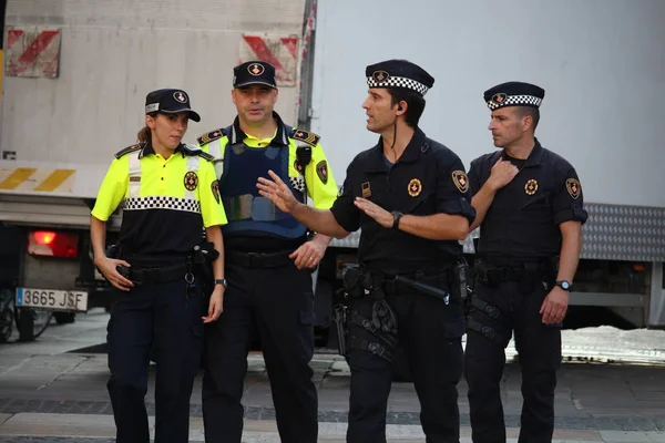 Polizia catalana e spagnola insieme a Barcellona — Foto Stock