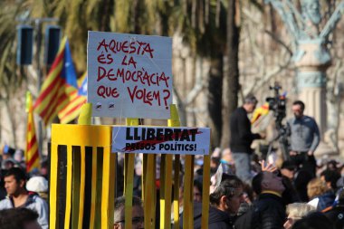 Barcelona, İspanya - 30 Ocak 2017: Katalonya yeni bir independentist devleti desteklemek için kullanılan ileti Katalanca 