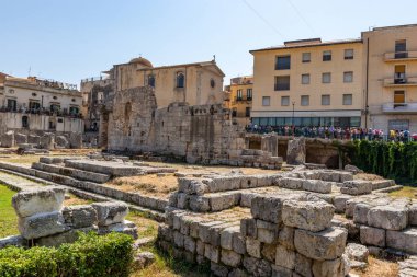 Syracuse antik harabeleri arkeolojik alanı yerle bir etti