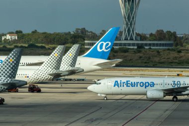 Barselona, İspanya. 15 Ağustos 2019. Air Europa Boeing 737 Barcelona Josep Tarradellas Havaalanı 'nda taksicilik yapıyor.