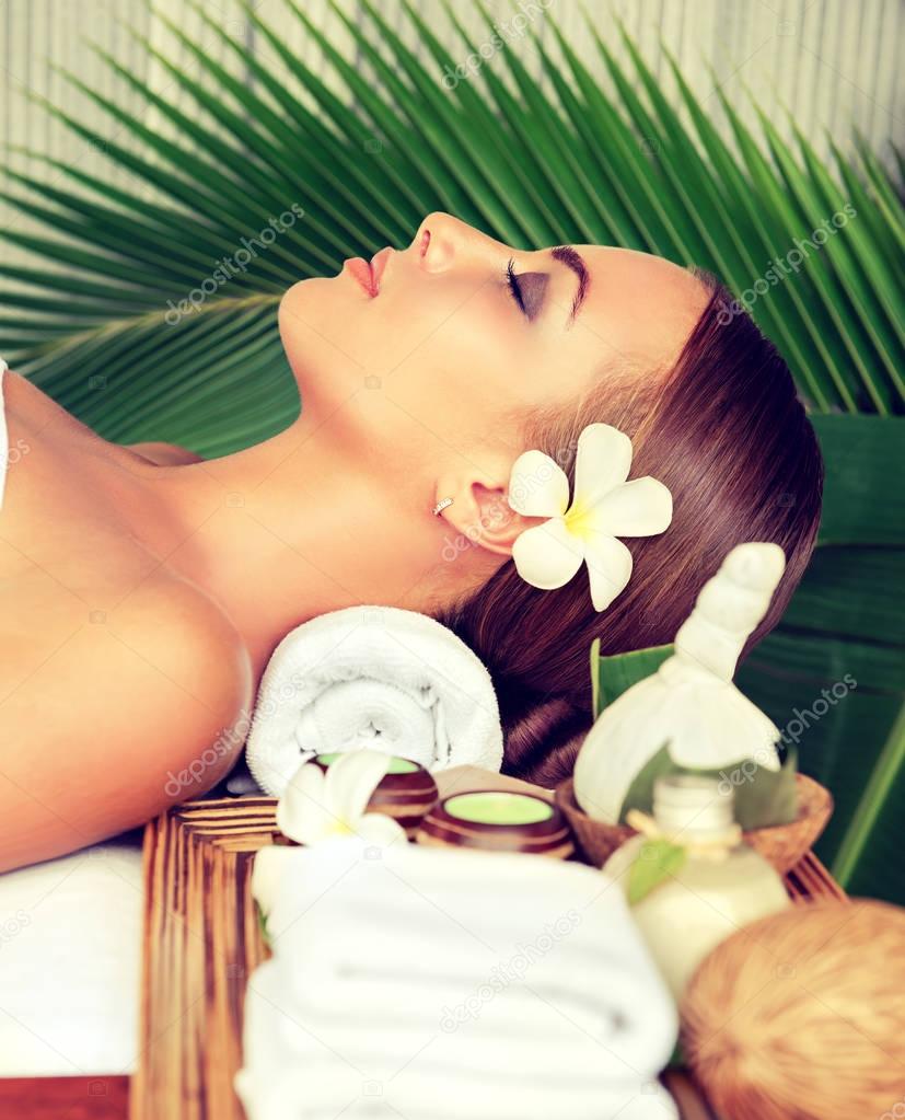 girl relaxes in the spa salon