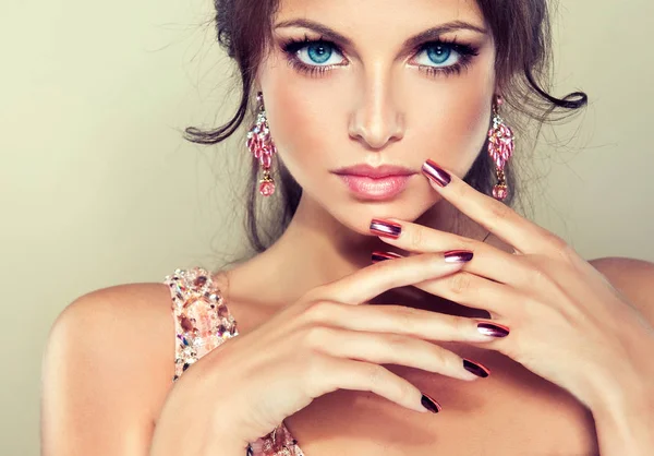 Beautiful  woman with fashion make-up — Stock Photo, Image