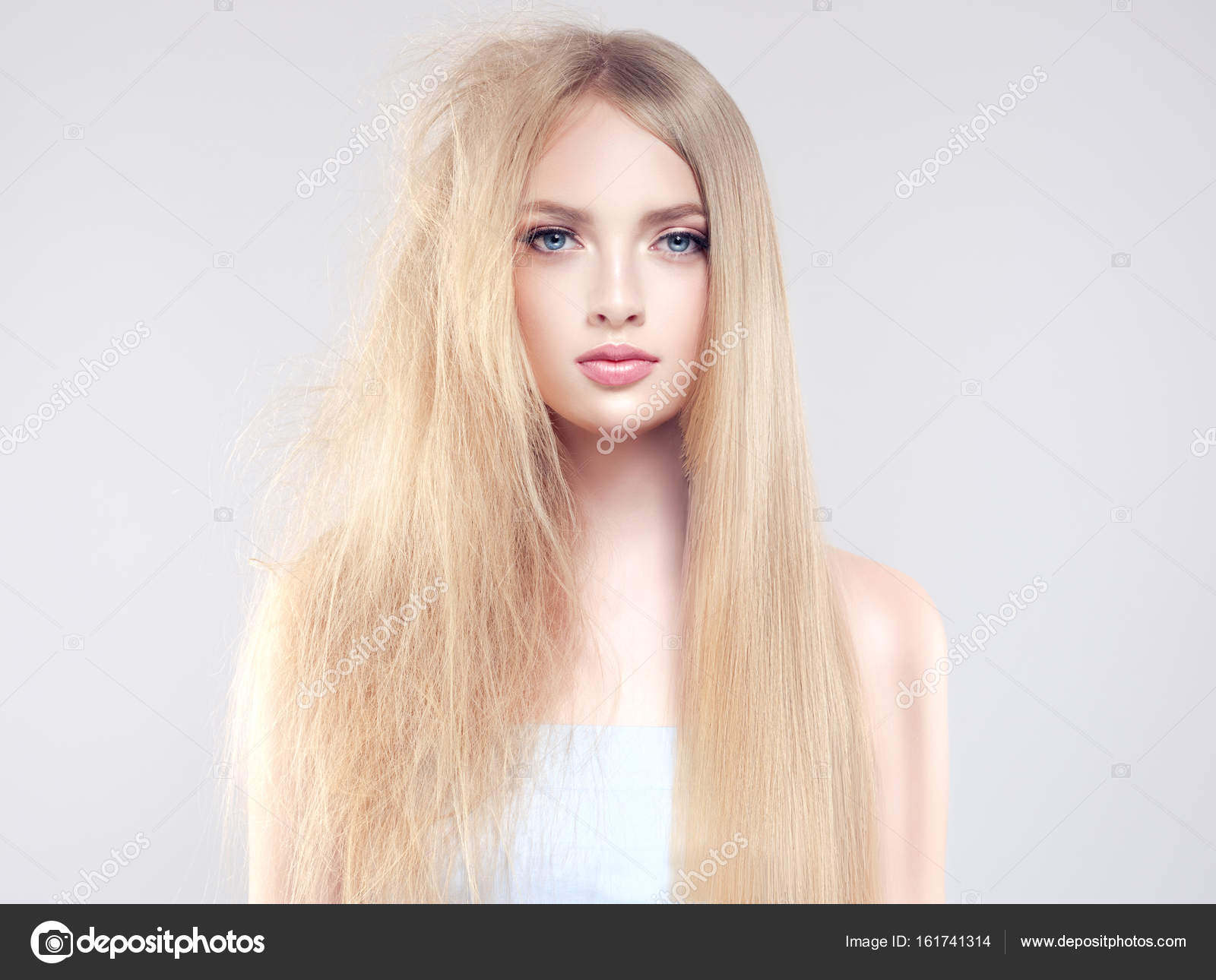 Fotos de Mulher cabelo liso, Imagens de Mulher cabelo liso sem