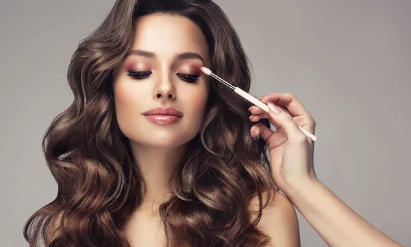Maquillaje de ojos fotos de stock, imágenes de Maquillaje de ojos sin royalties | Depositphotos Maquillaje de ojos fotos de stock, imágenes de Maquillaje de ojos sin royalties | Depositphotos