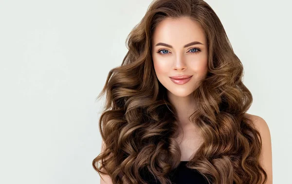 Cabelo lindo. Mulher de beleza com Foto stock 342280655