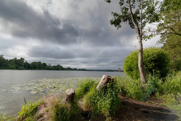 Nilüferler St Petersburg alt Suzdal gölde