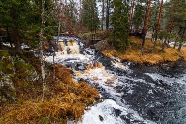 Karelya şelale / Ruskealsky Falls, Karelya, Rusya Federasyonu