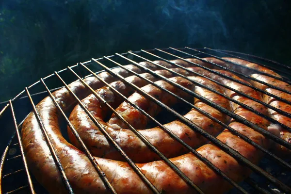 Barbekü ham ateşli sosis ızgara