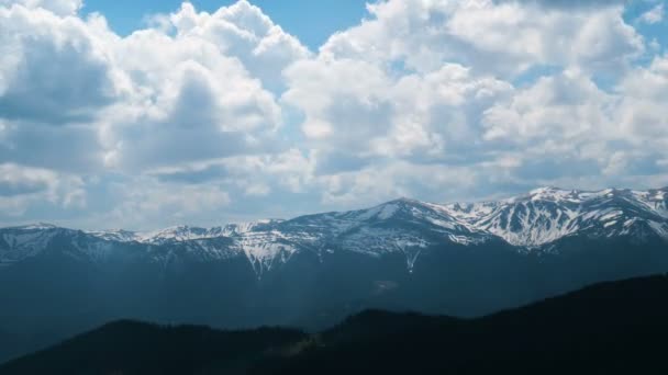 Paisaje de montaña y nubes lapso de tiempo — Vídeos de Stock