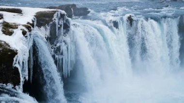 Şelale Güçlü Düşen Su Yavaş Hareket