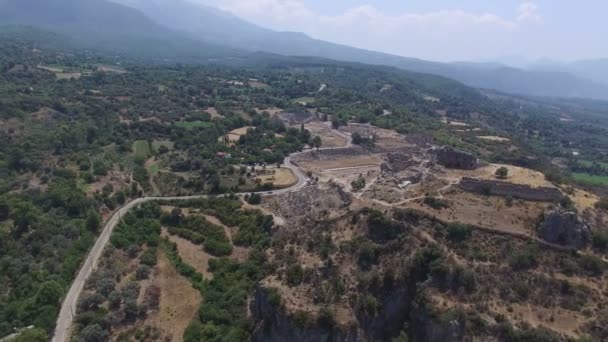 Vista aérea de la ciudad antigua de Tlos — Vídeo de stock