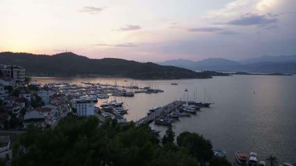 En vacker solnedgång Fethiye Turkiet hamn — Stockvideo