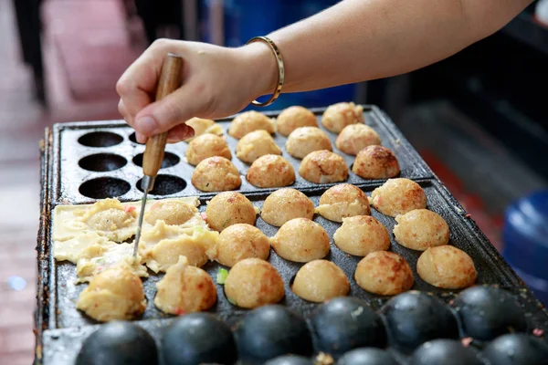 Realizzazione di Takoyaki — Foto Stock