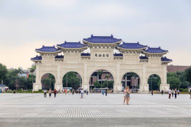 Tayvan, Taipei - 23 Mayıs 2017 çan Kay Şek memor ana kapısı