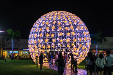 27 Kasım 2016 Noel Dekorasyon Blue Bay yürümek, Manila, Phil