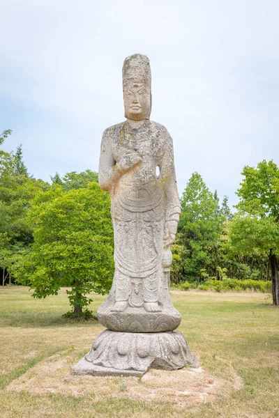 La estatua de piedra de Avalokitesvara en Gyeongju Museo Nacional i — Foto de Stock