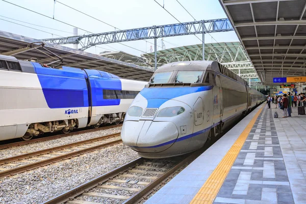 Jun 20, 2017 High speed bullet trains (KTX) and Korail trains st