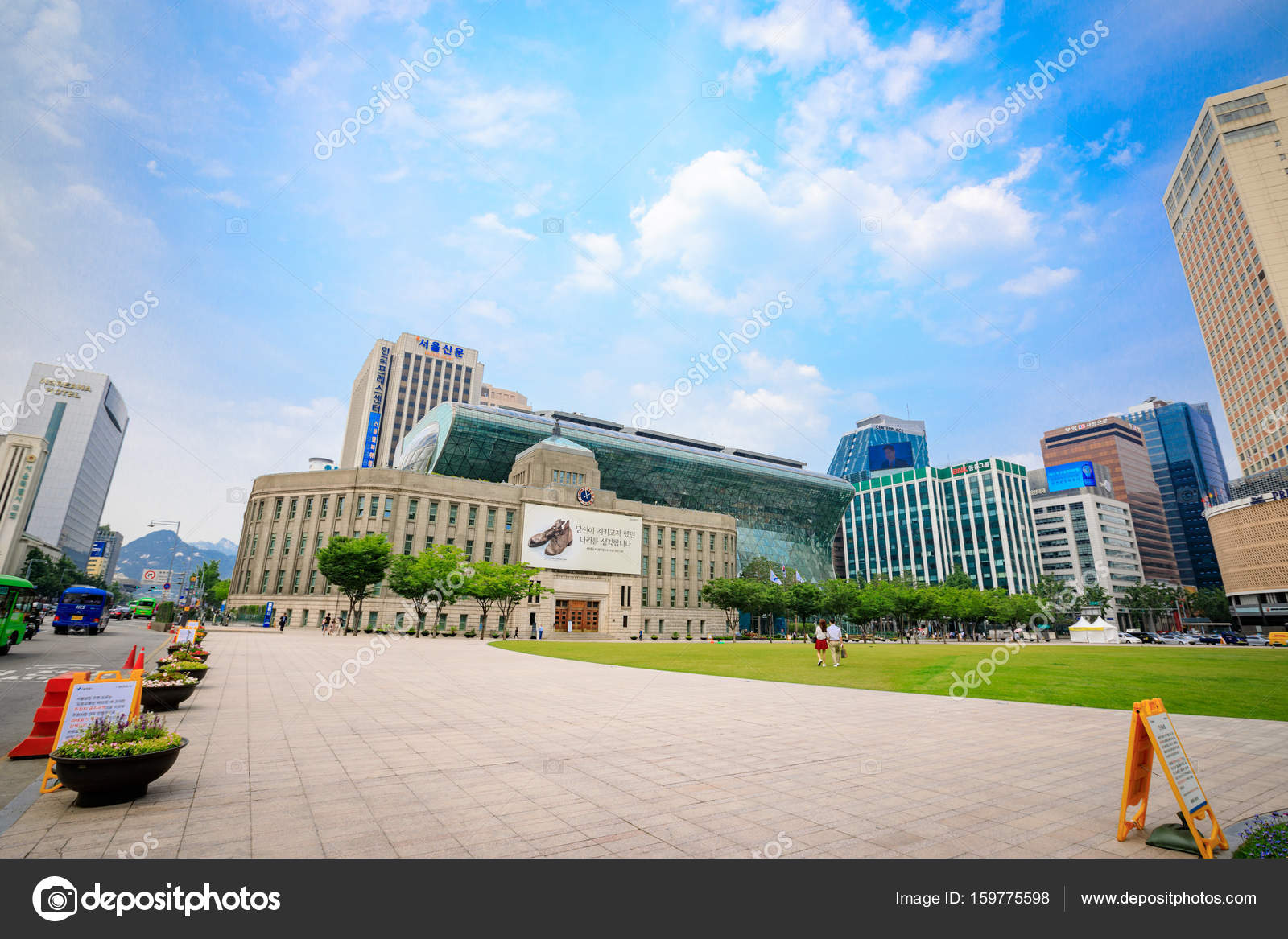 Ночной сеул сверху. Ночной сеул южная корея вид с окна. Южная корея сеул достопримечательности. Сеул 19. Чун гу сеул.