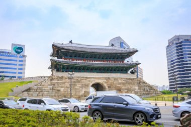 20 Haziran 2017 Sungnyemun kapısı (Namdaemun Pazar) Seul, Güney 