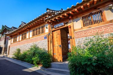 Kore geleneksel ev, 19 Haziran 2017 Bukchon Hanok Köyü 