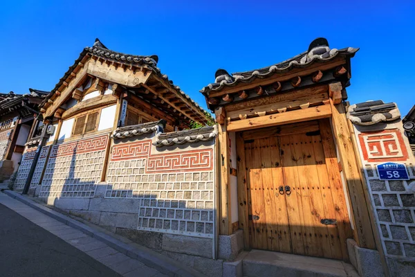 Casa tradicional coreana, Bukchon Hanok Village on Jun 19, 2017 —  Fotos de Stock