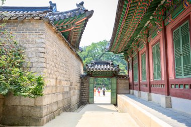 Changdeok Palace veya yaz denizlerde üzerinde 17 Haziran 2017 alace