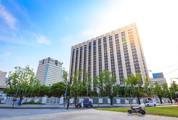 Hükümet kompleksi-Seul 19 Haziran 2017 yılında Gwanghwamun kare üzerinde, 