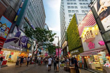 Seoul City, Sout Myeongdong alışveriş bölgesi üzerinde 18 Haziran 2017