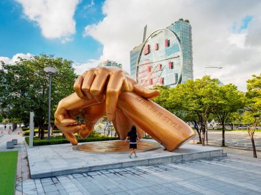 Gangnam stil heykeli önünde coex alışveriş 2017 yılında Eylül 1,