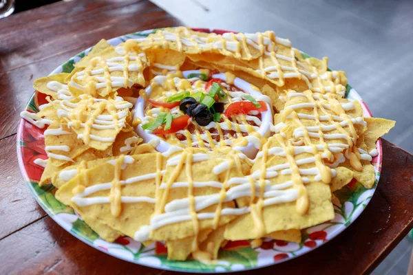 Nachos with salsa sauce — Stock Photo, Image