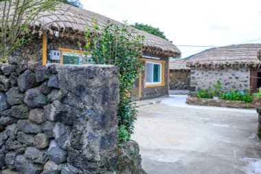 4 Ekim 2017 yılında Jeju üzerinde Seogwipo Seongeup halk köyde