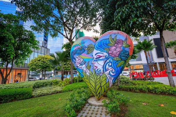 Street art de High street à Bonifacio Global City le 1er septembre 201 — Photo