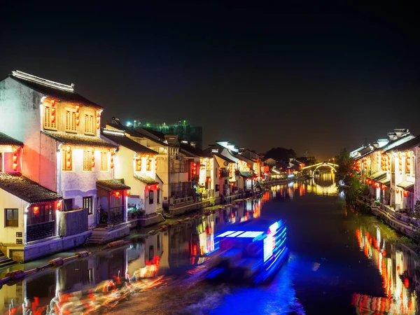 Escena nocturna de la antigua calle Nanchang. Nanchang - escena histórica —  Fotos de Stock