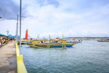 Caticlan iskele port terminali