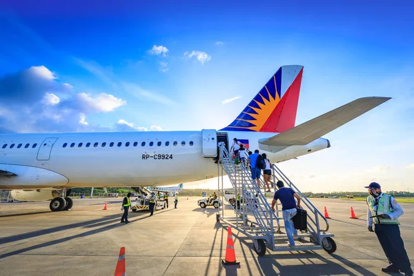 Philippine Airlines (PAL) в аэропорту Катиклана — стоковое фото