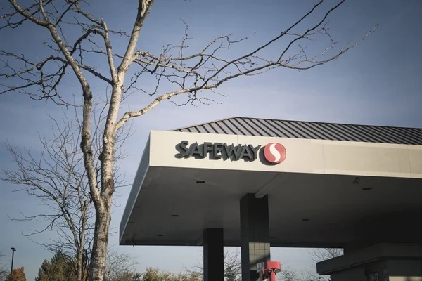 Sign of Safeway, Inc. es una cadena de supermercados estadounidense en Oregón — Foto de Stock