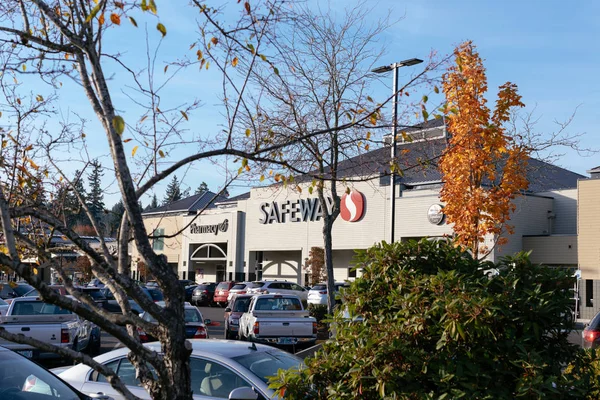 Sign of Safeway, Inc. es una cadena de supermercados estadounidense en Oregón — Foto de Stock