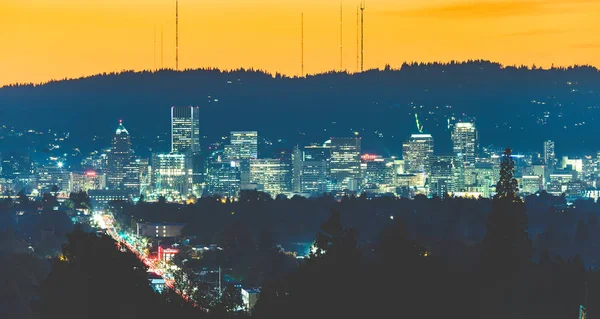 Cena de Mt. Parque de reservatórios de água de Tabor no estado de Oregon — Fotografia de Stock