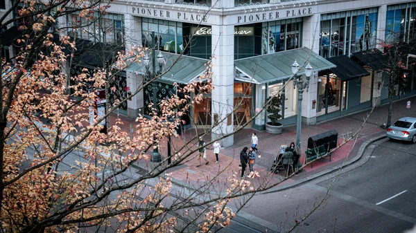 Top view of downtown Portland near Pioneer place shopping mall in Oregon — Stock Photo, Image