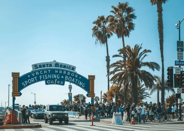 Santa Monica California February 2020 Welcoming Arch Santa Monica Pier — Stockfoto