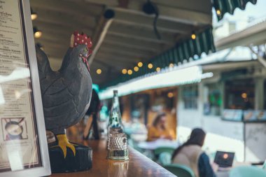 Los Angeles, Kaliforniya - 18 Şubat 2020: Los Angeles 'taki Çiftçi Pazarı. Pazar yeri 100 'den fazla satıcı sunuyor ve haftanın yedi günü açık..