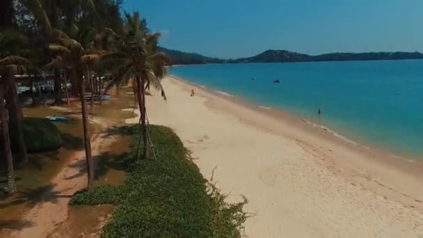 Starten på Bang Tao beach. Phuket. Thailand. Flygfoto. — Stockvideo