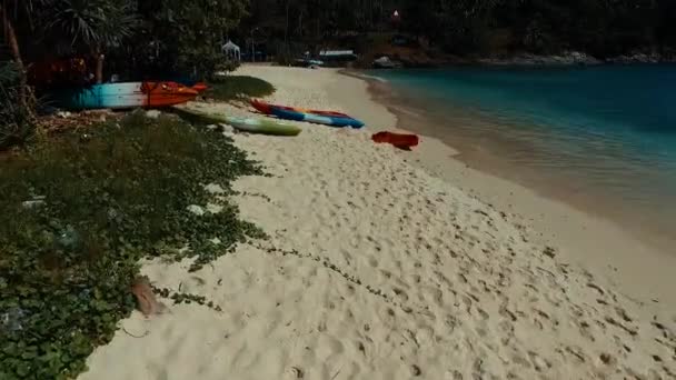 하얀 모래 해변에서 항공: 이륙. — 비디오
