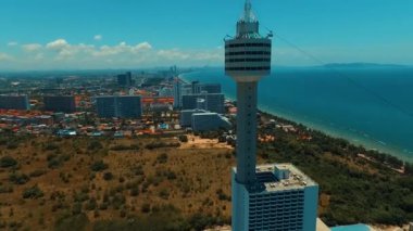 Anteni: Pattaya park Kulesi.