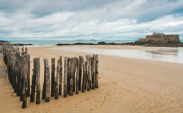 Fort saint-malo içinde ulusal