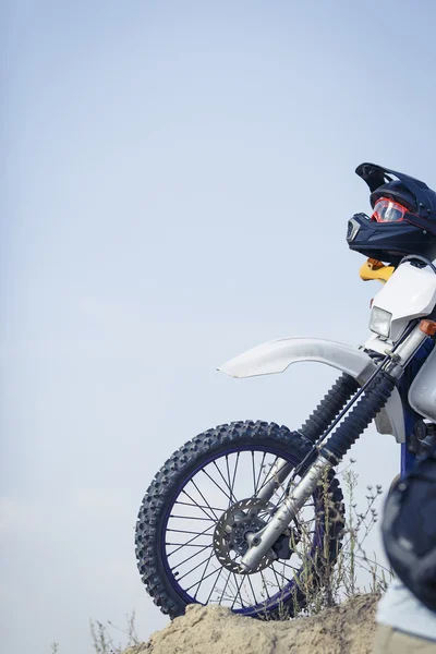 Ігри гоночного мотоцикла ендуро  . — стокове фото