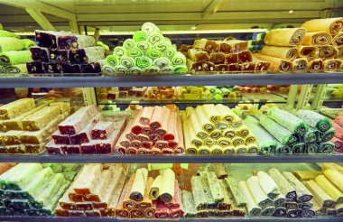 Geleneksel Türk tatlı oryantal tatlılar da denir