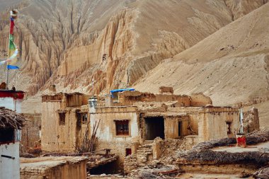 Geleneksel bir köy olan Nepal 'in yüksek dağlarında.