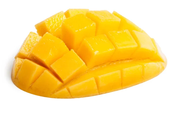 Mango dilim izole küpler için kesilmiş — Stok fotoğraf