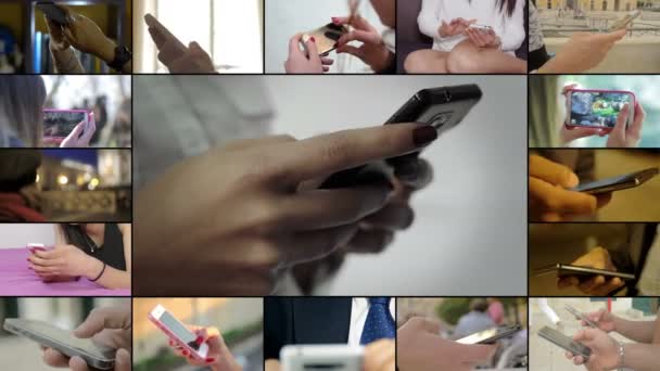 Σύνθεση του χέρια που κρατούν έξυπνο τηλέφωνο — Αρχείο Βίντεο